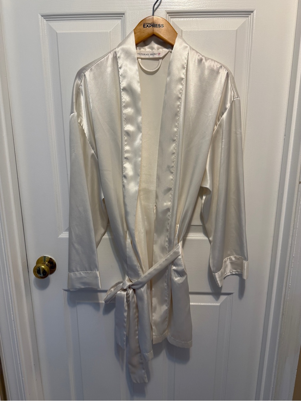 Victoria's Secret White Satin Robe